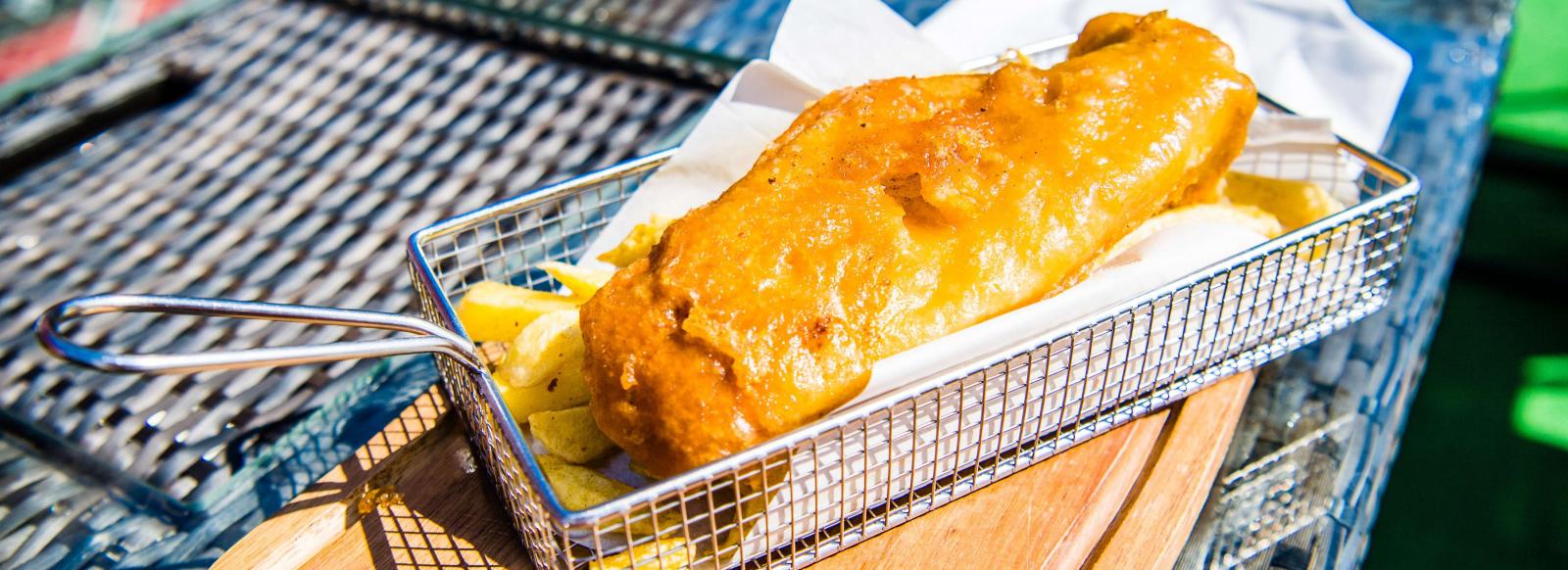 Pizzeria & Jolly Fryer Fish and Chip Shop Clarach Bay Holiday Village